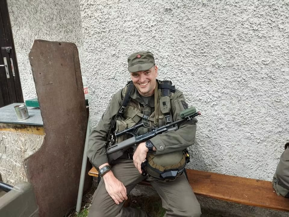 Thomas Vollmann in Bundesheeruniform und Ausrüstung